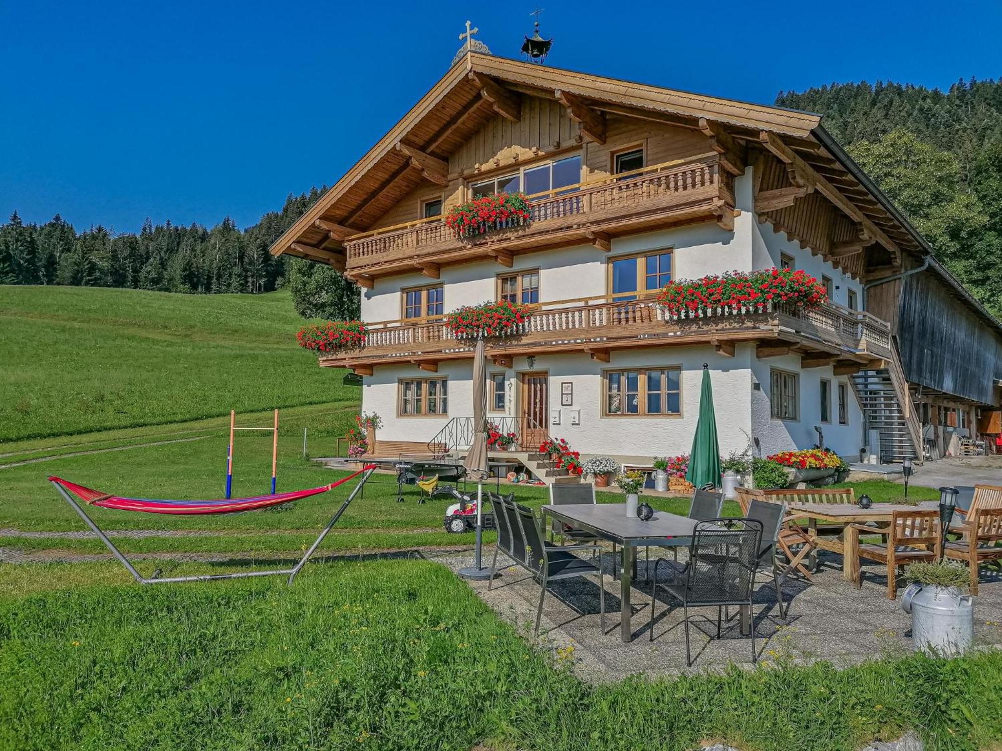 Flicklhof Xl Apartment Hopfgarten im Brixental Exterior photo
